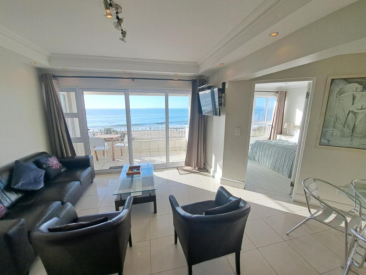 3 Bedroom Sea Facing Family Apartment Cape Town Moullie Point Exterior photo