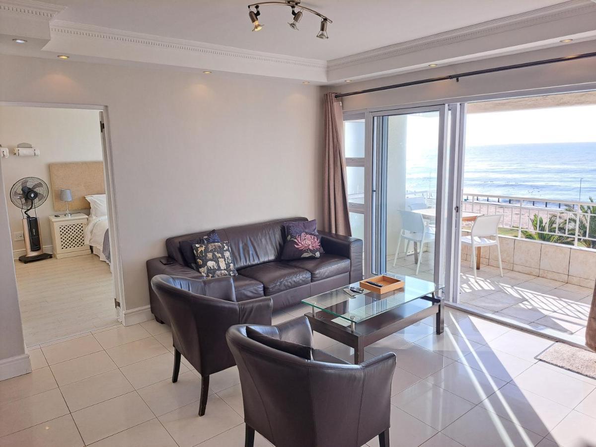 3 Bedroom Sea Facing Family Apartment Cape Town Moullie Point Exterior photo