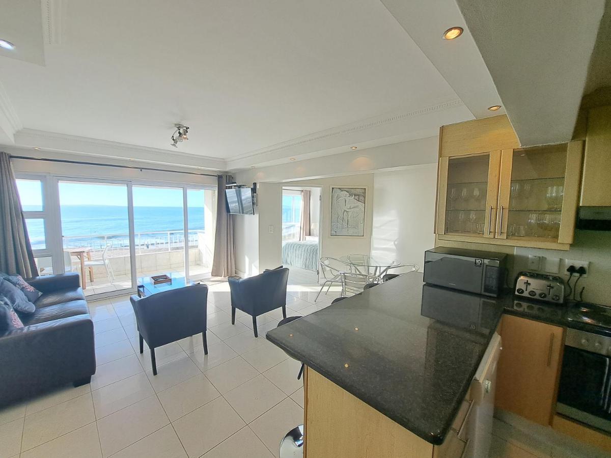 3 Bedroom Sea Facing Family Apartment Cape Town Moullie Point Exterior photo